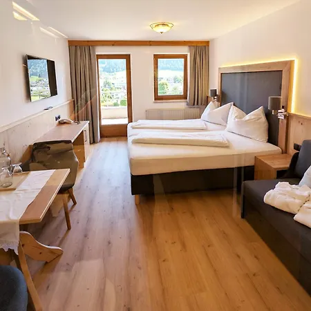 Alpenpanorama Hotel 4*