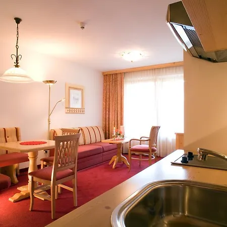 Hotel Alpenpanorama 4*