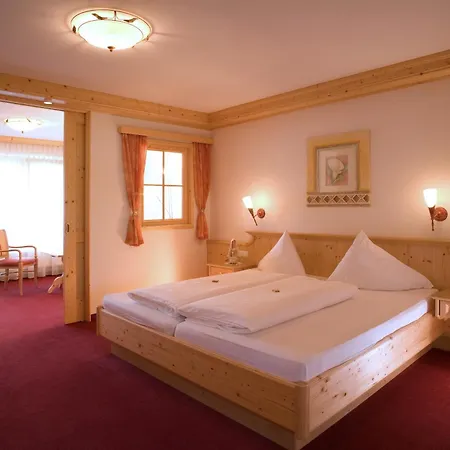 Alpenpanorama Otel 4*