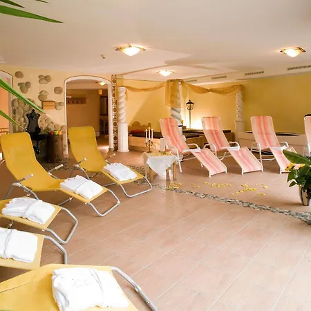 Hotel Alpenpanorama 4*