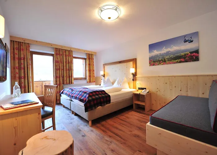 Alpenpanorama Hotel 4*