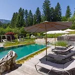 艾尔朋潘纳洛马酒店