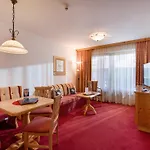 艾尔朋潘纳洛马酒店 酒店