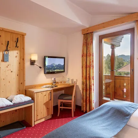 艾尔朋潘纳洛马酒店 4*